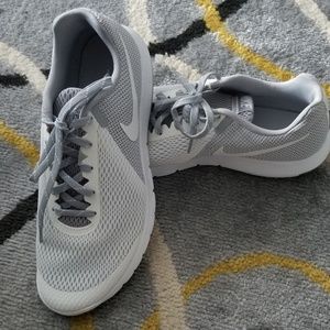 Nike Tennis shoes